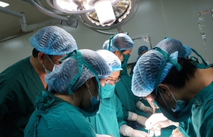 Bệnh viện tuyến huyện cứu sống sản phụ vỡ tử cung tự phát 